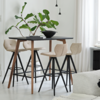 Mood barstoel Othello stof en leer Eiken zwarte poot Colijn Interieur.PNG