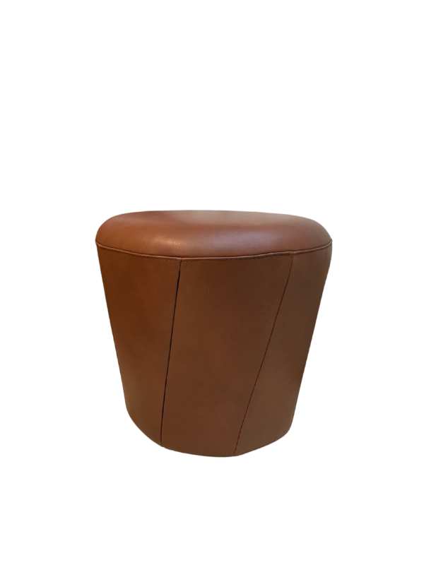 Pouf Flow wolf S showroom.png