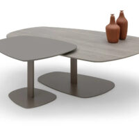 TrapeaXL-grote-salontafel-TrapeaTop-salontafel-fenix-beige.jpg