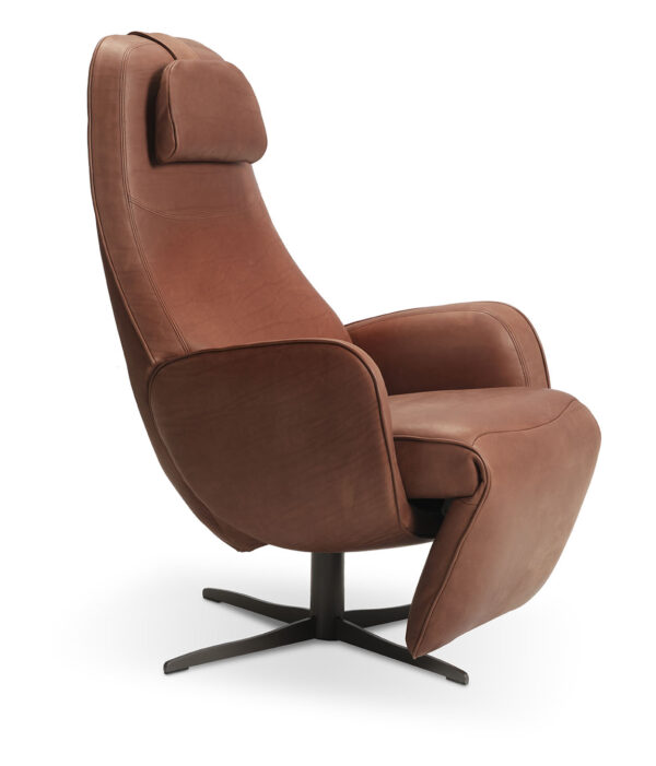 Cosy Ghost Lotilla Pralina 001 LoRes.jpg