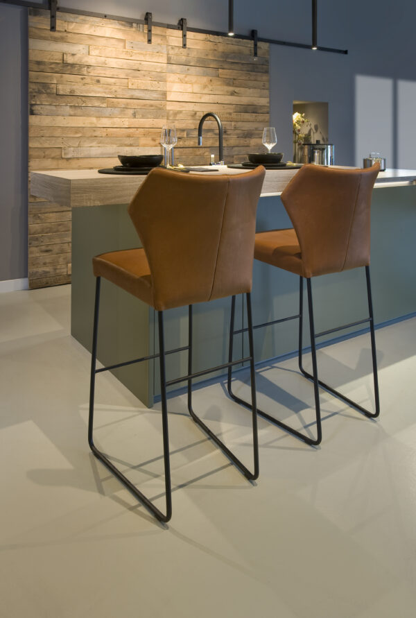 Barkruk Fly, Brees New world, Colijn interieur, Leiden, leer.jpg