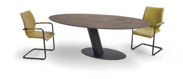 DSC_9672 aangevuld met twee stoelen.jpg