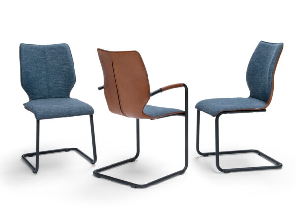 design-eetkamerstoelen-stof-blauw-luna-lunette-breesnewworld-1.jpg