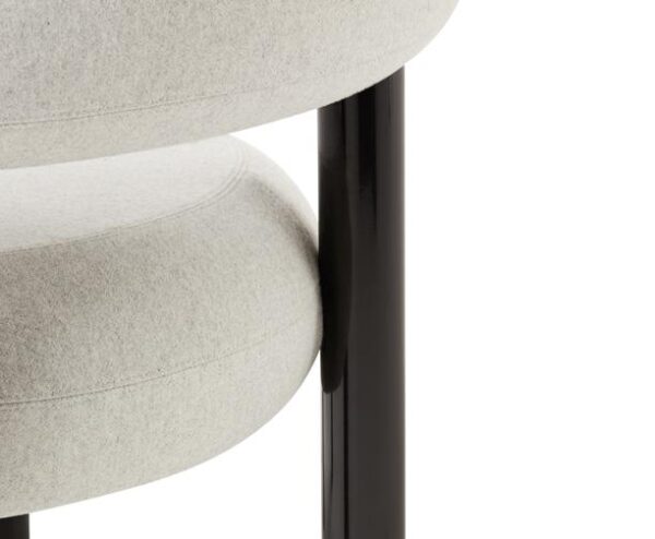 FAT_LOUNGE_CHAIR_GREY_BLACK_DETAIL_164_Cut_out.jpg