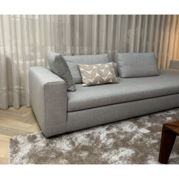 Bank vilaz design on stock colijn outlet (6).png