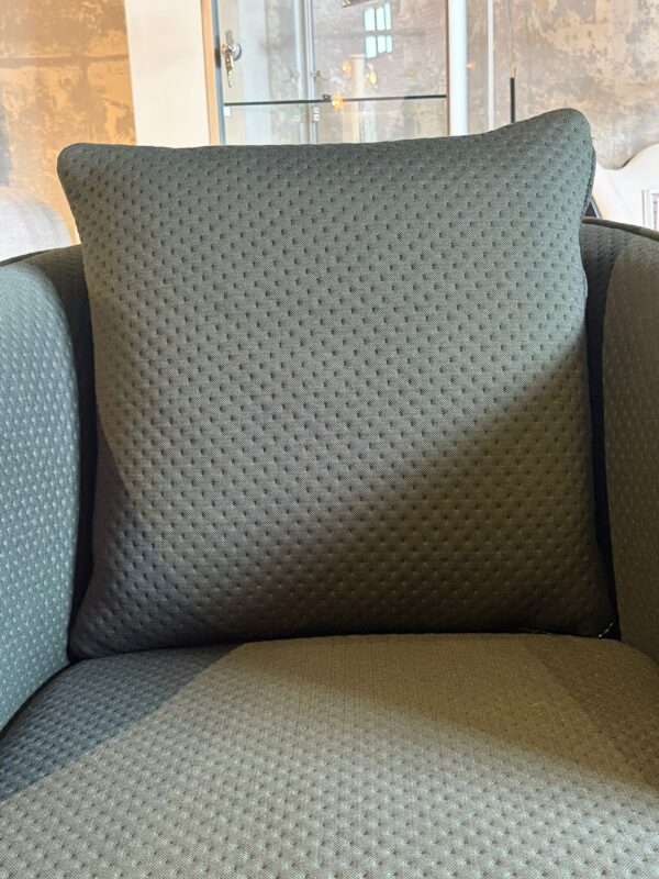 Fauteuil jazz  cartel living colijn outlet (2).jpeg