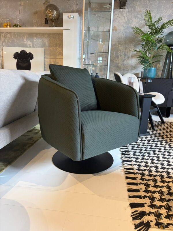 Fauteuil jazz  cartel living colijn outlet (9).jpeg