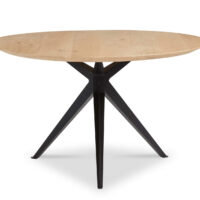 Stella-Dyyk-witte achtergrond-eiken.jpg