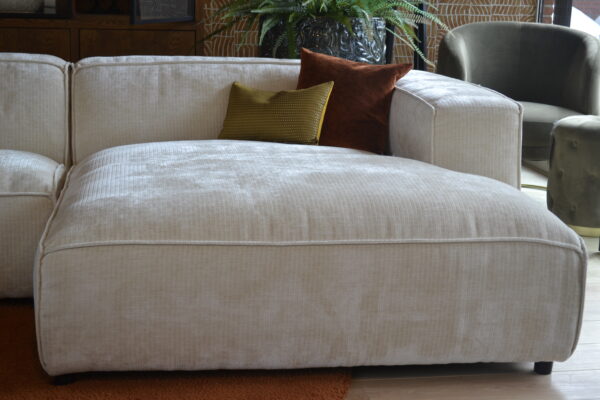 Bank Fiesta - Colijn  interieur - Dunbar 7.JPG