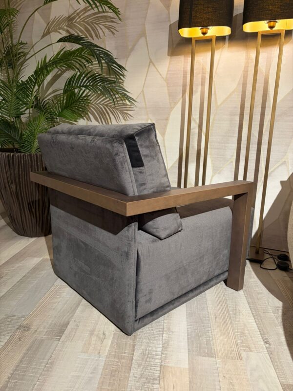 Fauteuil luigi passepartout colijn outlet (6).jpeg