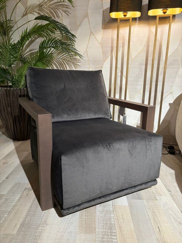 Fauteuil luigi passepartout colijn outlet (9).jpeg