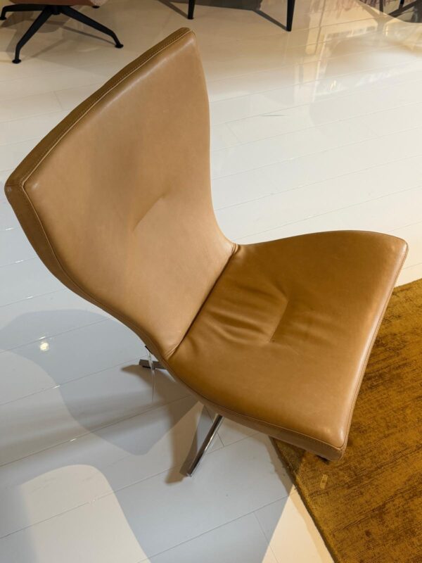 Outlet fauteuil gyro conform colijn (3).jpeg